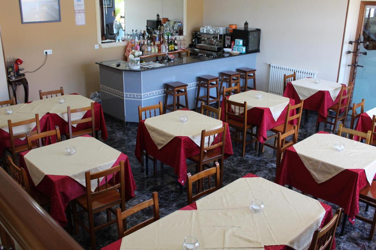 סנשנשו Hotel Fernandez מראה חיצוני תמונה